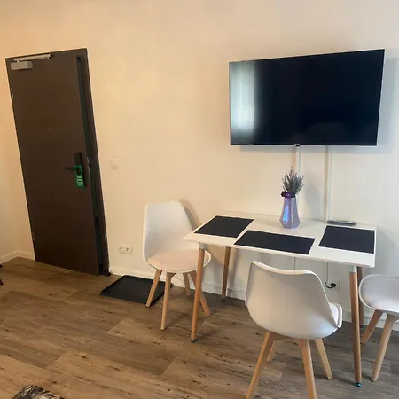 Hotel Dernbach Otel *