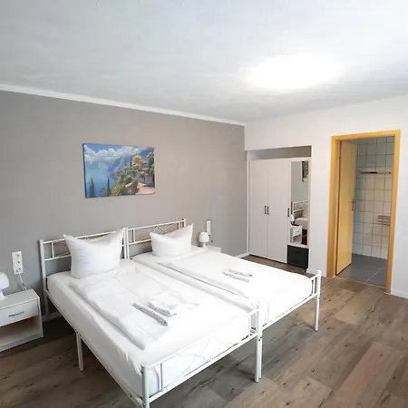 Hotel Dernbach Otel *