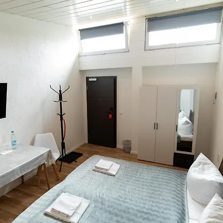 Hotel Dernbach Otel *