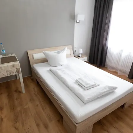 Ξενοδοχείο Hotel Dernbach *