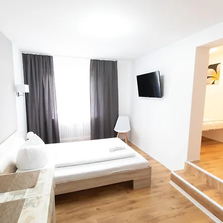 Hotel Dernbach Otel *